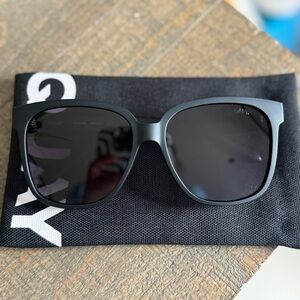 Quay Australia  “Wide Awake” polarized